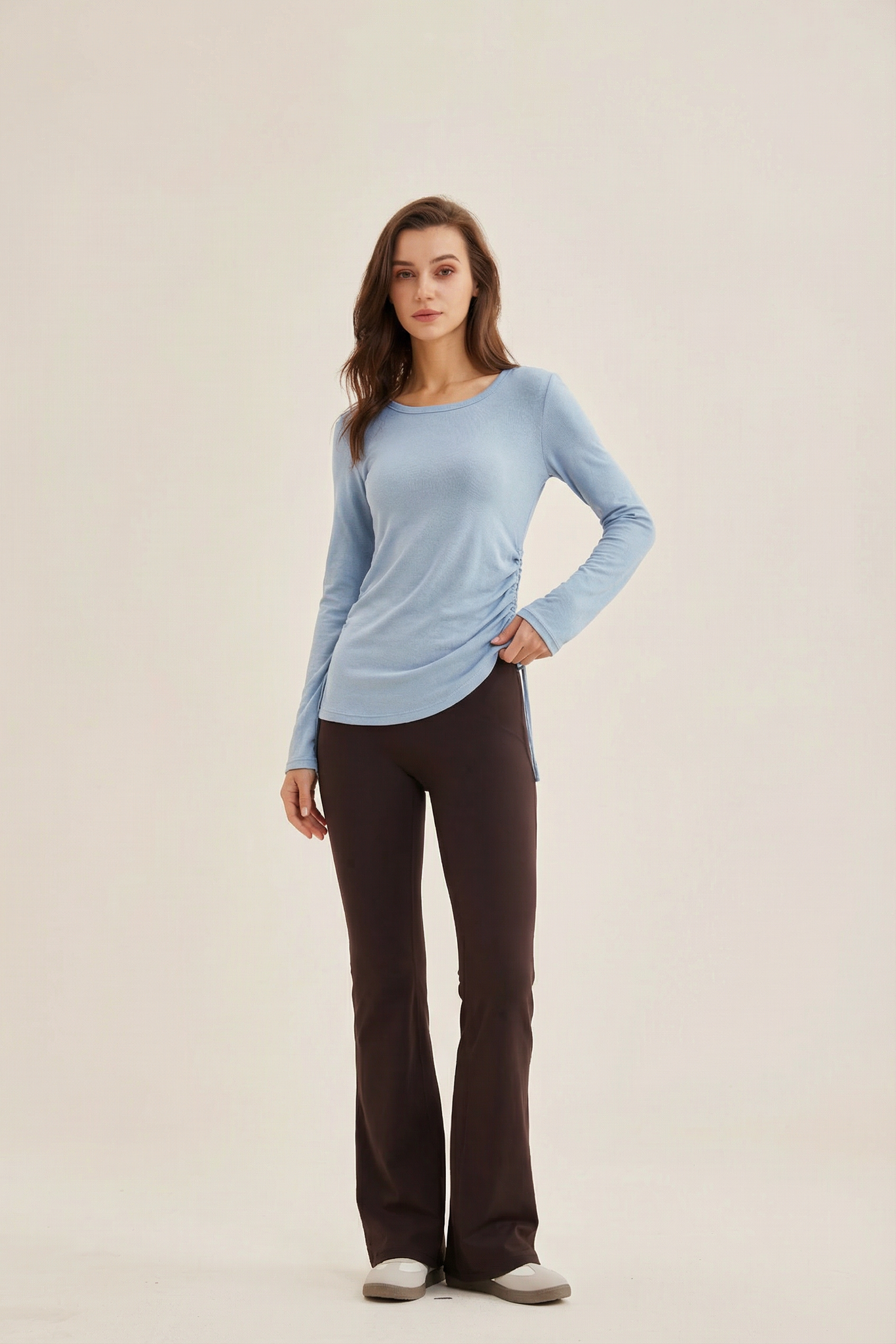 Top de Yoga Ajustado Luz Suave de Manga Larga