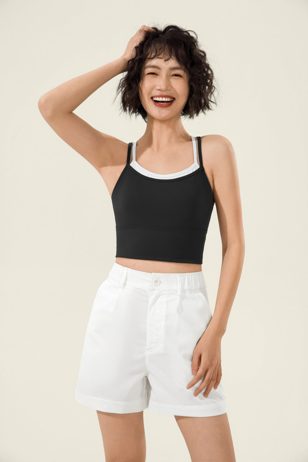 Top deportivo crop espalda cruzada tela suave recuperación Fieder - Amarillo detalle