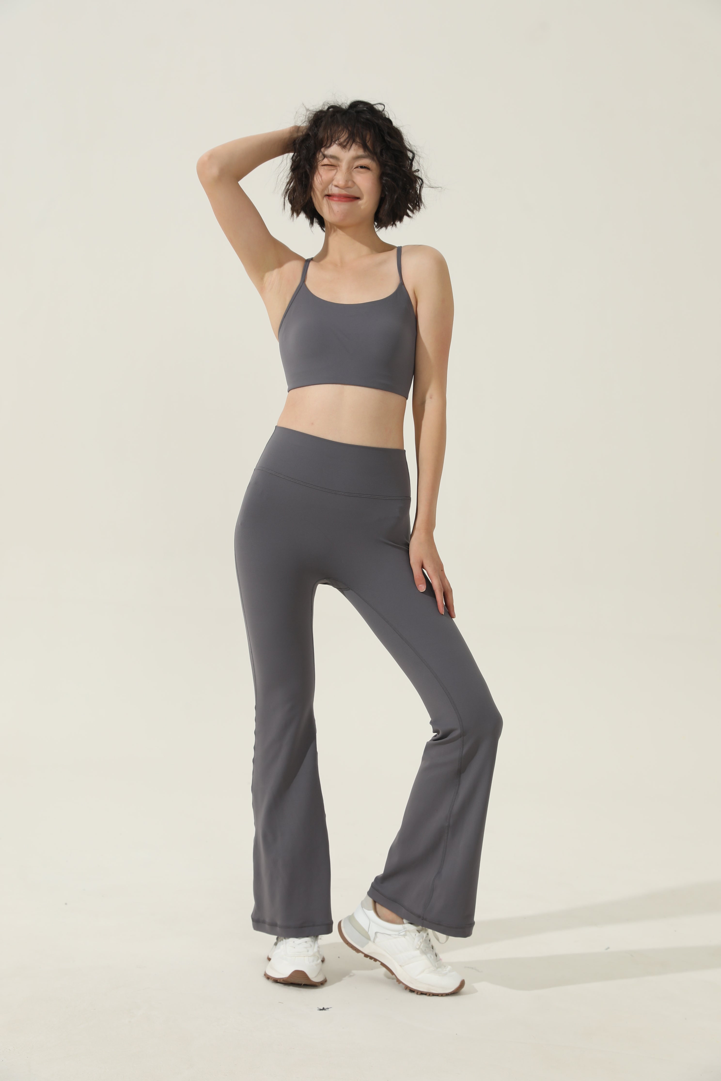 Brasier de Yoga Ajustado con Espalda Estilizada