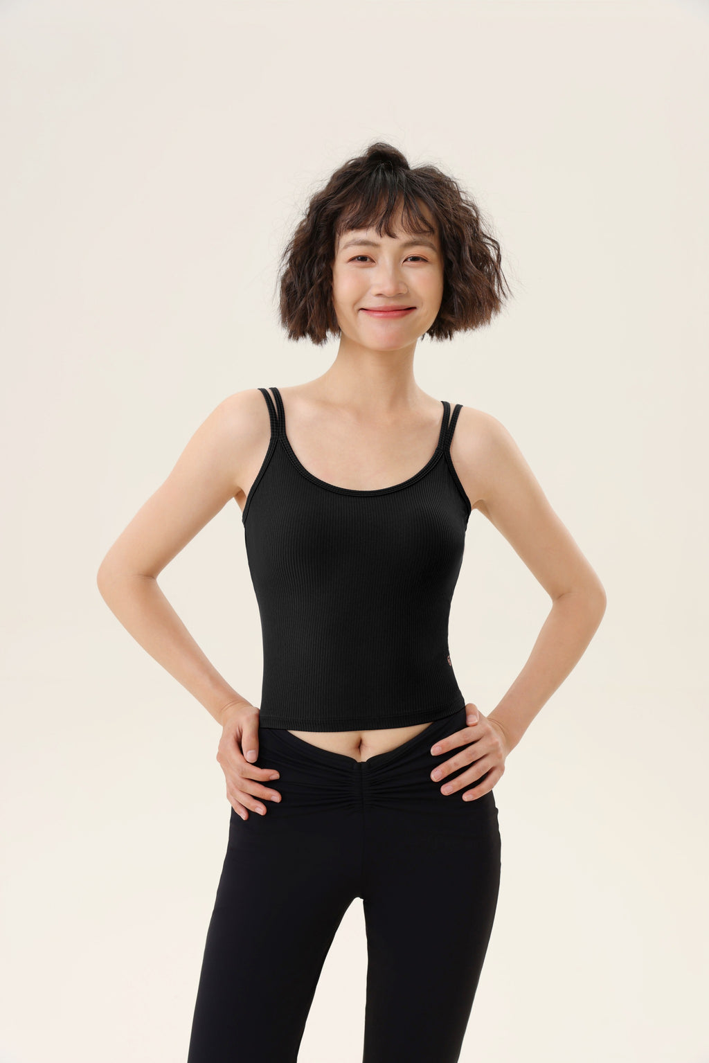 Top deportivo clásico escote redondo textura acanalada Fieder - Negro