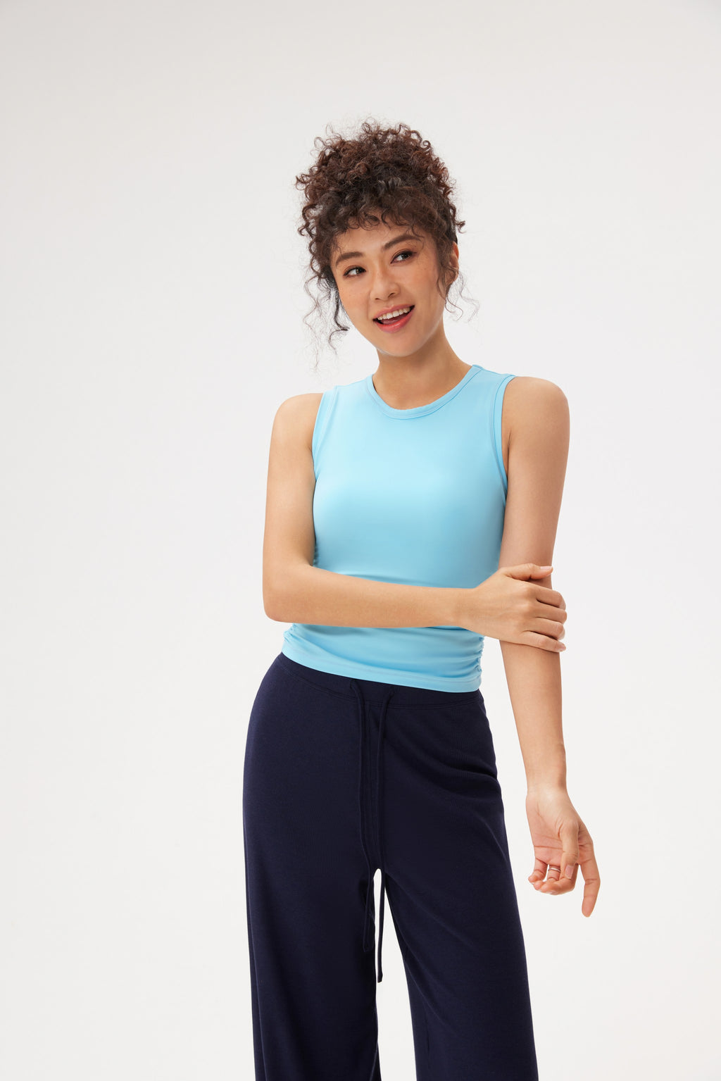 Top deportivo sin mangas crop copas integradas Fieder - Azul
