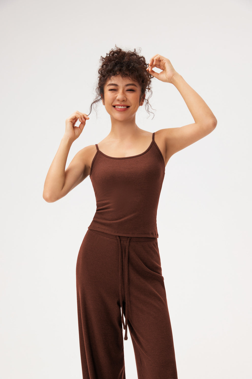 Top yoga tirantes finos textura canalé espalda recta Fieder - Marrón