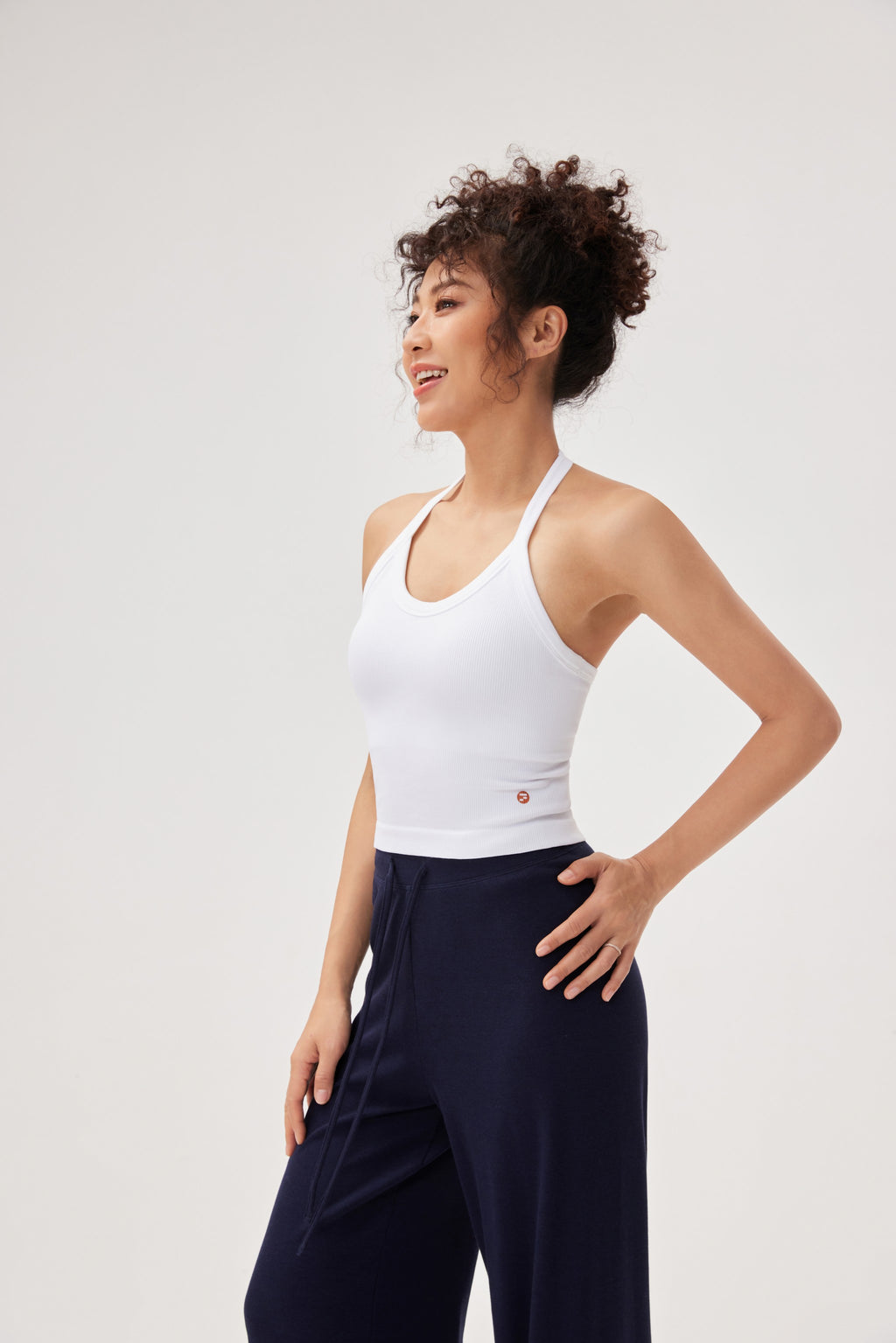 Top de Yoga de Cuello Halter con Espalda Estilizada