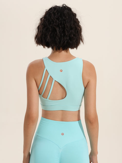 Camiseta ajustada Fan - Diseño minimalista y funcional, espalda estilizada, ideal para deportes y para los amantes del estilo moderno.