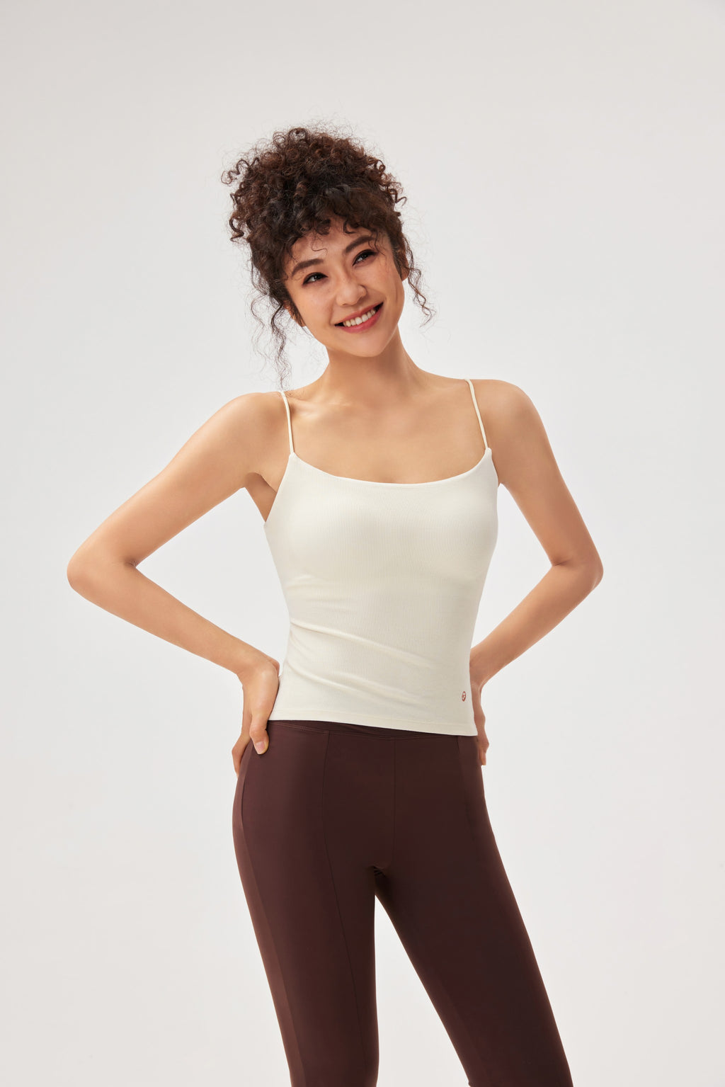 Top deportivo tirantes finos espalda butterfly algodón suave Fieder - Blanco vista frontal