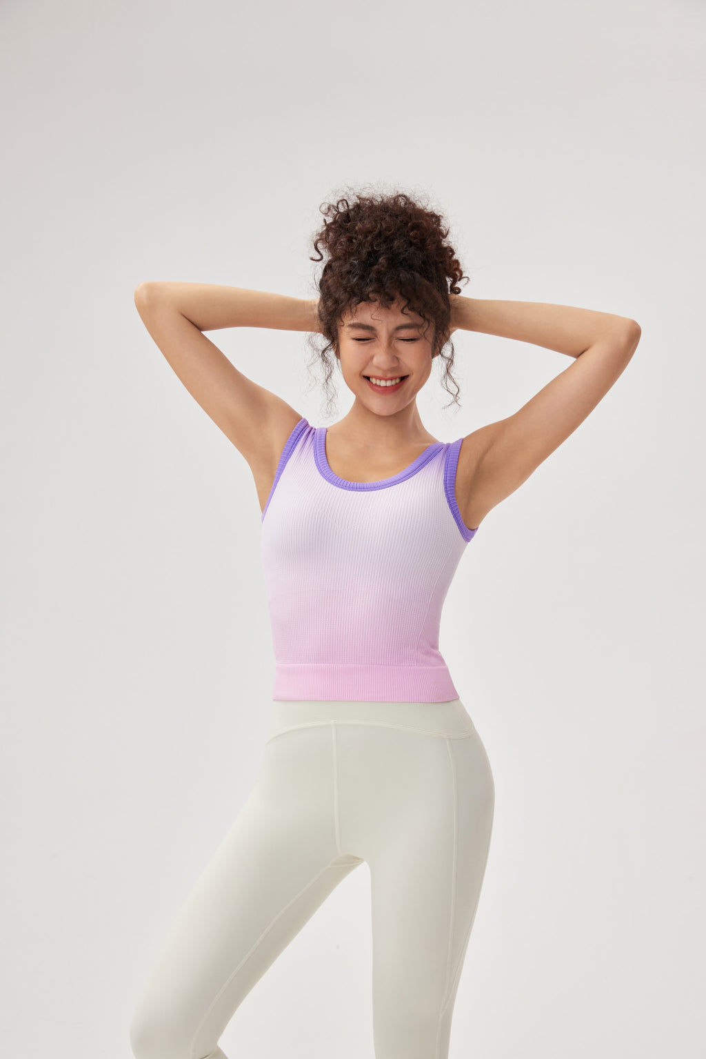Top deportivo degradado espalda U libre sin costuras textura 3D Fieder - Rosa