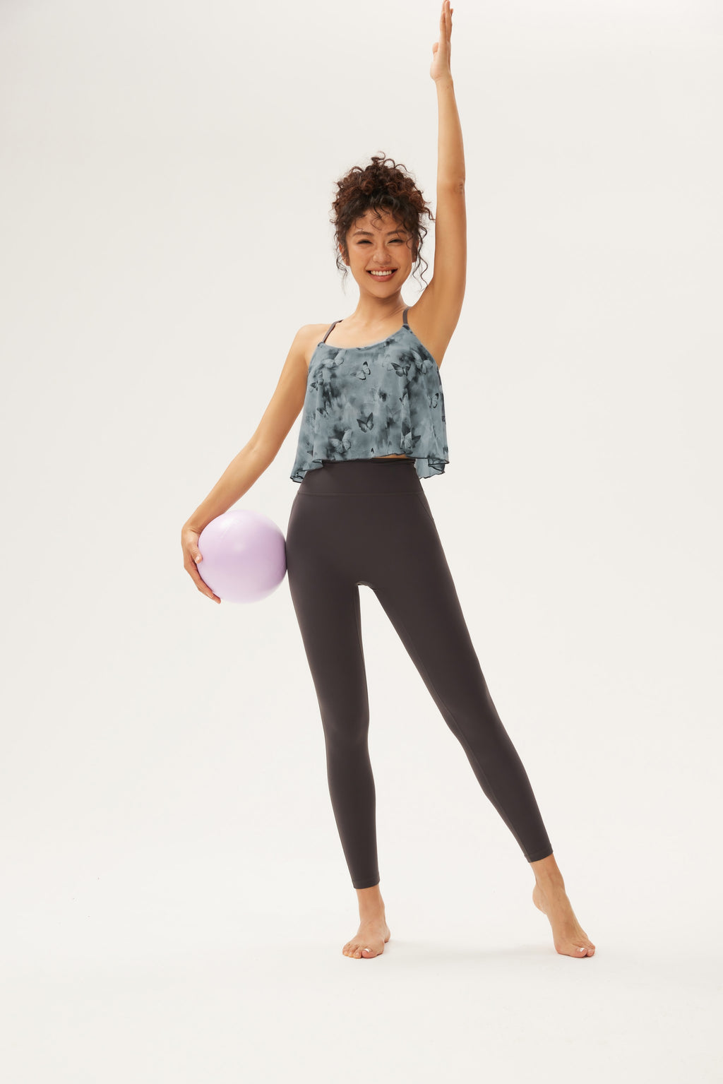 Top deportivo estampado espalda cruzada transpirable bolso conjunto Fieder - Ceniza movimiento