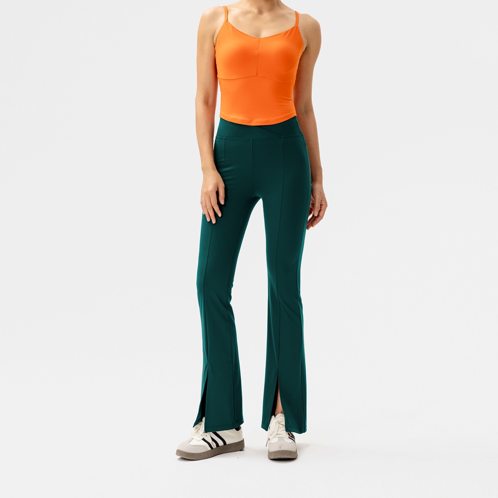 Pantalones deportivos campana corte high waist Fieder - Verde